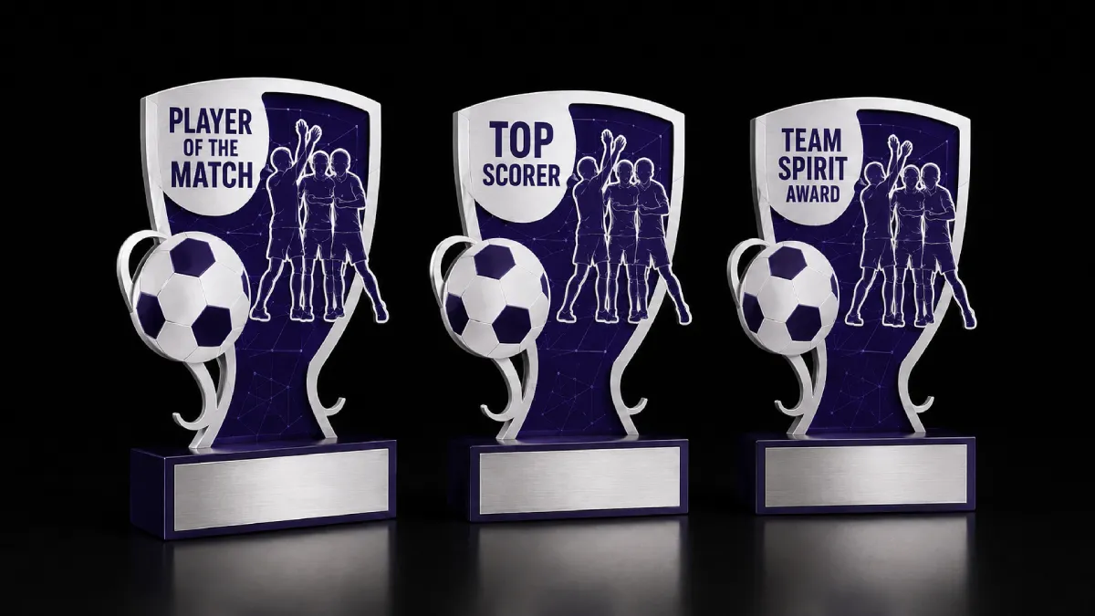 Statyetki-stalowe-pilka-nozna-S0015-1 Fußball-Trophäen für Spieler